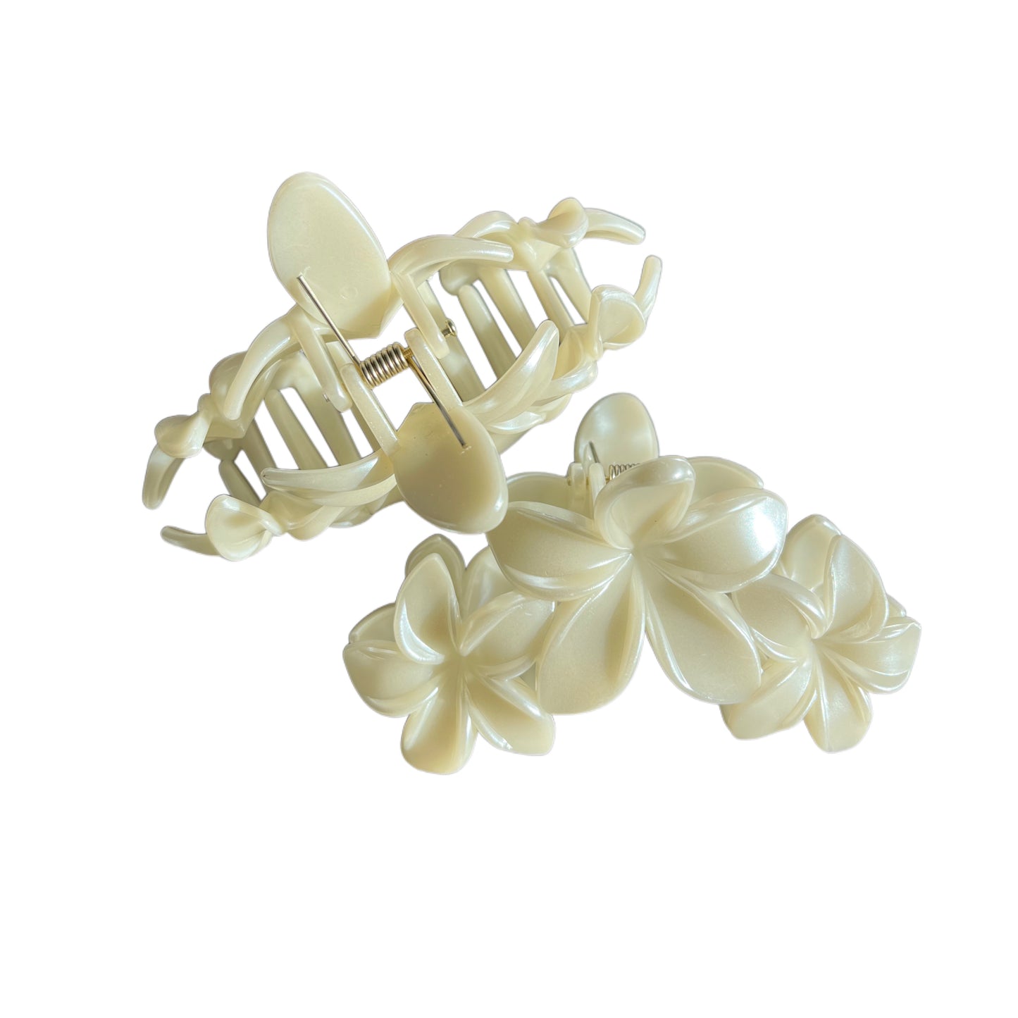 Pearl Petal Clip